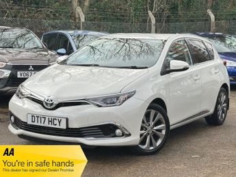 Toyota Auris 1.2 VVT-i Excel Hatchback 5dr Petrol Manual Euro 6 (s/s) (Safety