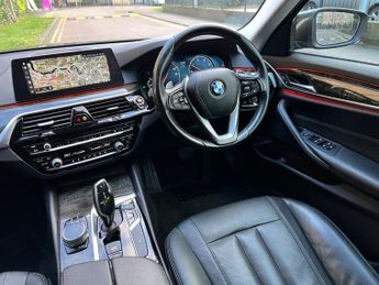 BMW 5 SERIES 520d SE