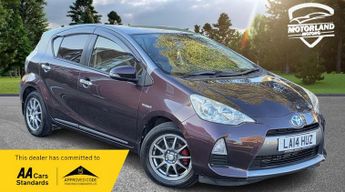 Toyota Yaris AQUA 1.5 VVT-h T Spirit CVT Euro 5 5dr