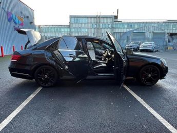 Mercedes-Benz E Class 2.1 E220 CDI SE Saloon 4dr Diesel G-Tronic+ Euro 5 (s/s) (170 ps