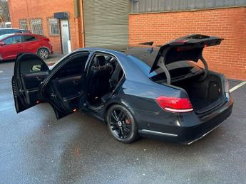 Mercedes-Benz E Class 2.1 E220 CDI SE Saloon 4dr Diesel G-Tronic+ Euro 5 (s/s) (170 ps