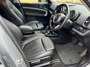 MINI Countryman COOPER D ALL4 EXCLUSIVE