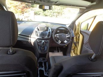 Ford Tourneo Connect GRAND TITANIUM