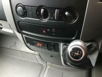 Mercedes-Benz Sprinter 2.1 313 CDi Panel Van 4dr Diesel Manual RWD L2 (129 bhp)