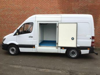 Mercedes-Benz Sprinter 2.1 313 CDi Panel Van 4dr Diesel Manual RWD L2 (129 bhp)