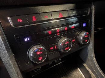 SEAT Ateca 1.6 TDI SE Technology DSG Euro 6 (s/s)