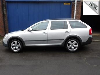 Skoda Octavia 2.0 TDi Scout Diesel Automatic 4x4 Estate