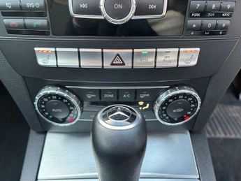 Mercedes-Benz C Class 2.1 C250 CDI BlueEfficiency AMG Sport G-Tronic+ Euro 5 (s/s) 4dr