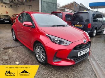 Toyota Yaris 1.5 VVT-h Icon E-CVT Euro 6 (s/s) 5dr, 1 OWNER, TOYITA WARRANTY,