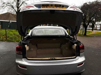 Lexus IS 2.5 250 SE-I Convertible 2dr Petrol Auto Euro 4 (208 ps)