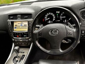 Lexus IS 2.5 250 SE-I Convertible 2dr Petrol Auto Euro 4 (208 ps)