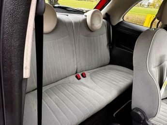 Fiat 500 1.2 Lounge Hatchback 3dr Petrol Dualogic Euro 4 (69 bhp)
