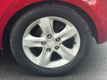 Kia Ceed 1.6 2 Hatchback 5dr Petrol Auto Euro 5 (124 bhp)