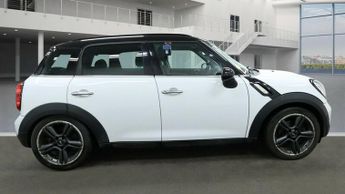MINI Countryman 1.6 Cooper SUV 5dr Petrol Auto Euro 6 (122 ps)