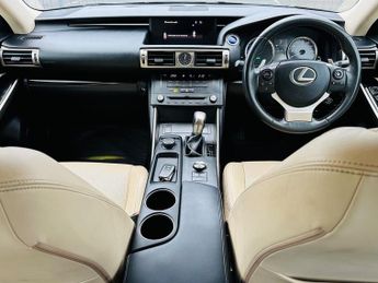 Lexus IS 300H EXECUTIVE EDITION