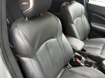 Nissan Juke 1.6 Tekna XTRON Euro 6 5dr 111BHP