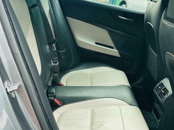 Jaguar XE 2.0d R-Sport Auto Euro 6 (s/s) 4dr