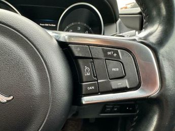 Jaguar XE 2.0d R-Sport Auto Euro 6 (s/s) 4dr