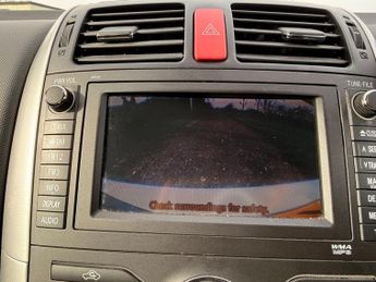 Toyota Auris 1.8 VVT-h T Spirit Hatchback 5dr Petrol Hybrid CVT Euro 5 (s/s) 