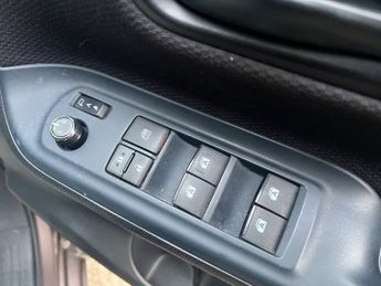 Toyota Noah 1.8 Hybrid 7 Seater