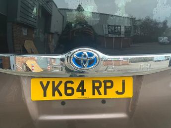 Toyota Noah 1.8 Hybrid 7 Seater