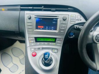 Toyota Prius 1.8 VVT-h T3 CVT Euro 5 (s/s) 5dr