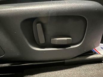 Land Rover Range Rover Velar 2.0 D240 R-Dynamic SE Auto 4WD Euro 6 (s/s) 5dr