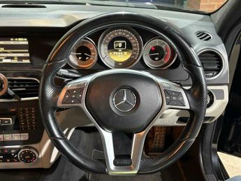 Mercedes-Benz C Class 2.1 C220 CDI BlueEfficiency Sport G-Tronic+ Euro 5 (s/s) 4dr