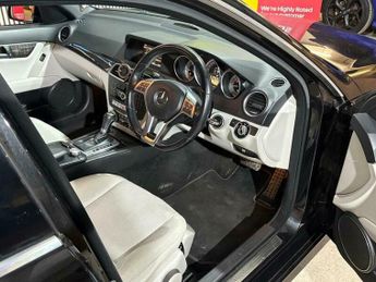 Mercedes-Benz C Class 2.1 C220 CDI BlueEfficiency Sport G-Tronic+ Euro 5 (s/s) 4dr
