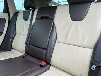 Volvo XC60 D5 SE LUX AWD