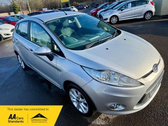 Ford Fiesta ZETEC BLUETOOTH+CAMBELT+CLEAN MOT