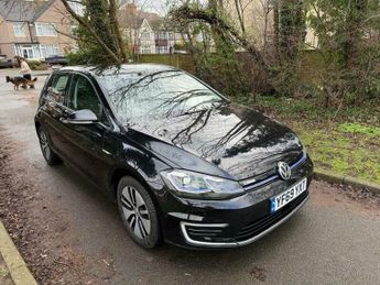 Volkswagen Golf 35.8kWh e-Golf Auto 5dr