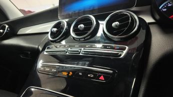 Mercedes C Class C 200 SE 68 PETROL AUTO SAT NAV LEATHER
