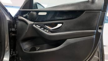 Mercedes C Class C 200 SE 68 PETROL AUTO SAT NAV LEATHER