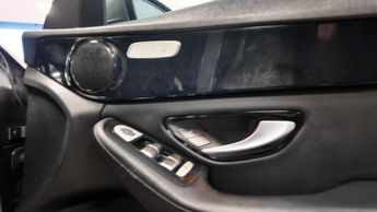 Mercedes C Class C 200 SE 68 PETROL AUTO SAT NAV LEATHER