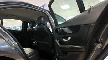Mercedes C Class C 200 SE 68 PETROL AUTO SAT NAV LEATHER