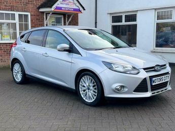 Ford Focus 1.0T EcoBoost Zetec Euro 5 (s/s) 5dr
