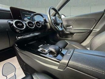 Mercedes-Benz A Class 1.5 A180d Sport 7G-DCT Euro 6 (s/s) 5dr
