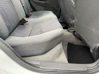 Vauxhall Corsa 1.4i 16v Comfort 5dr