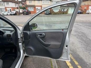 Vauxhall Corsa 1.4i 16v Comfort 5dr