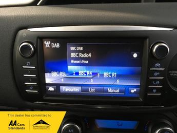 Toyota Yaris 1.5 VVT-h EXCEL PETROL HYBRID AUTO ONLY 40200 MILES!!
