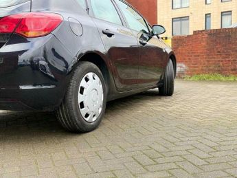 Vauxhall Astra 1.6 16v Exclusiv Auto Euro 5 5dr