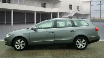 Volkswagen Passat 2.0 TDI SE DSG Euro 4 5dr