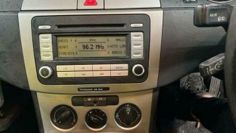 Volkswagen Passat 2.0 TDI SE DSG Euro 4 5dr