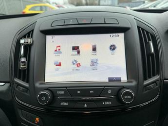 Vauxhall Insignia 2.0 CDTi SRi VX Line Nav Auto Euro 6 5dr