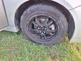 Toyota Prius 1.8 VVT-h T Spirit Hatchback 5dr Petrol Hybrid CVT Euro 6 (s/s) 