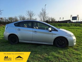 Toyota Prius 1.5 T4 Hatchback 5dr Petrol Hybrid CVT (104 g/km, 76 bhp)