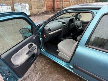 Renault Clio 1.2 Rush 5dr