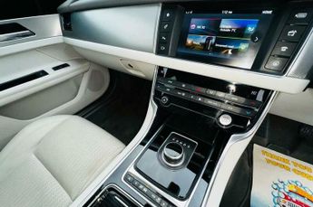 Jaguar XF 2.0d Prestige Auto Euro 6 (s/s) 4dr