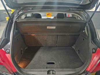 Vauxhall Corsa 1.2i 16v SXi 3dr